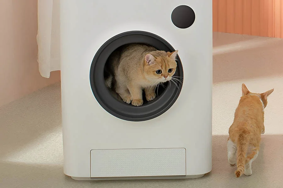 best robot cat litter box